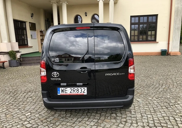 Toyota Proace City Verso cena 58900 przebieg: 167000, rok produkcji 2020 z Łódź małe 562